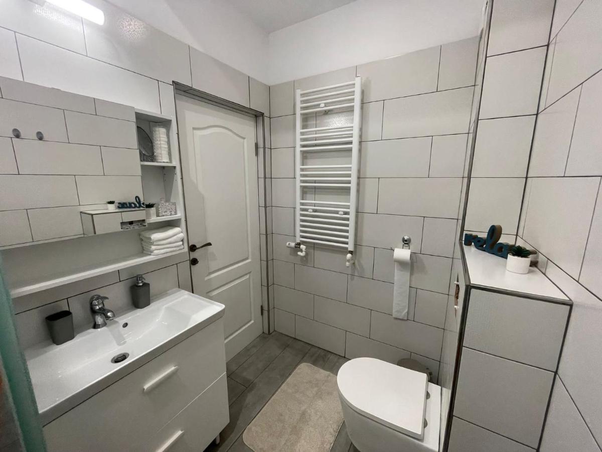 La Oti&Miruna Apartman Năvodari Kültér fotó